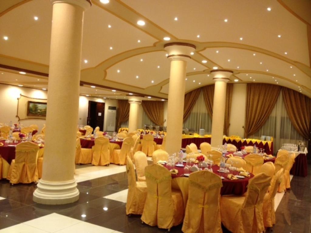 Atlantic Palace Hotel Pointe Noire Exterior foto
